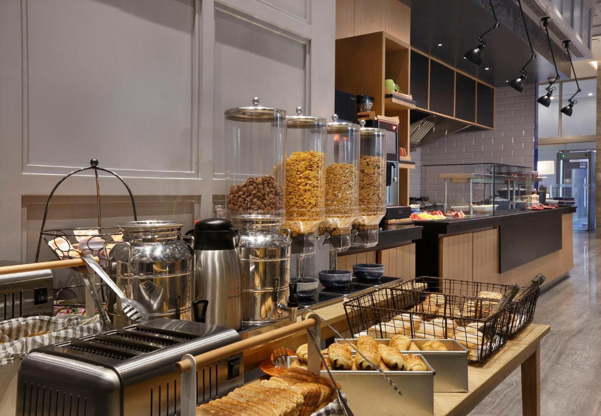 Holiday Inn Express Kolkata New Town By Ihg Esterno foto