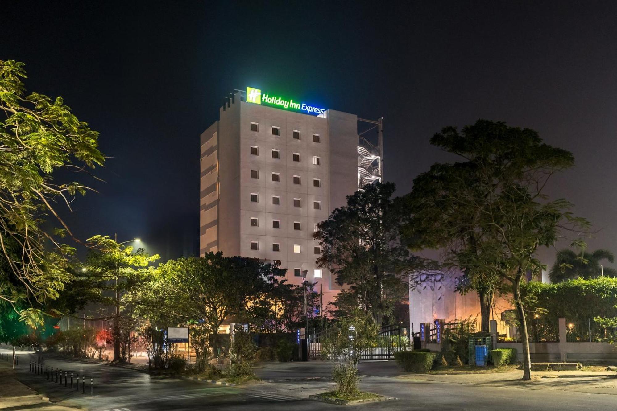 Holiday Inn Express Kolkata New Town By Ihg Esterno foto